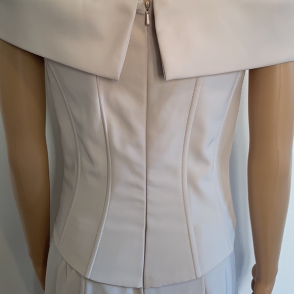 DAVID’S BRIDAL Off- Shoulder Gown - Picture 7 of 12